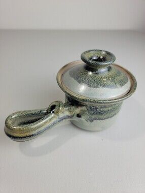 Jus’ Cuz Pottery Texas Covered Small Bean Pot Crock Server W/Lid Green, Speckled